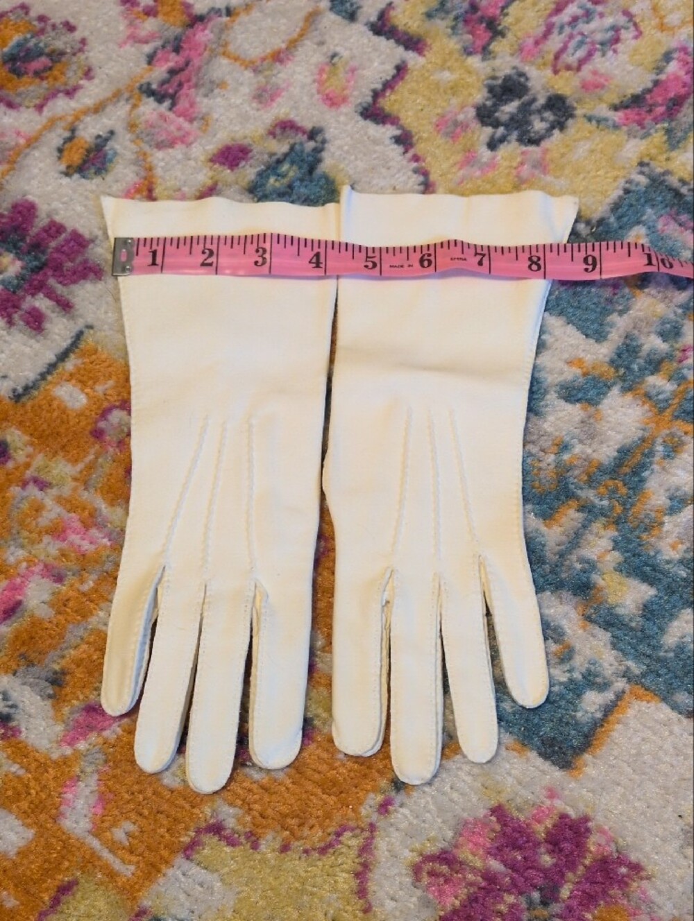 Vintage White Crochet Collar and Cream Gloves Set - Picture 8 of 8